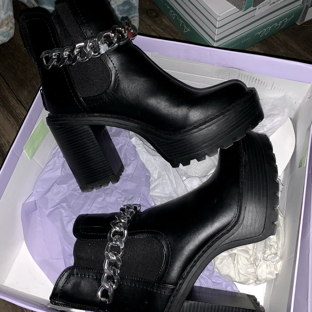 Steve Madden Platform Boots